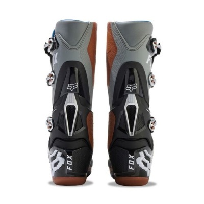 Botas desportivas pretas, cinzentas e castanhas com logotipos FOX