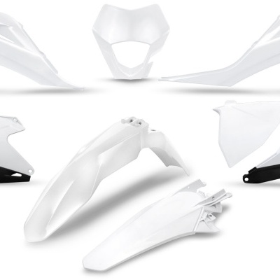 Conjunto de carenagens brancas para motocicleta com detalhes em preto