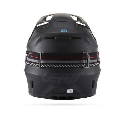 Capacete preto fosco com tiras e texto LEATT na parte traseira
