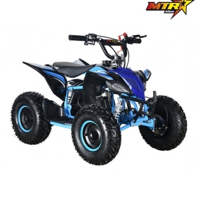 Quadriciclo azul e preto MTR bikes com pneus robustos