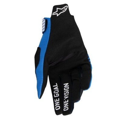 Luvas desportivas pretas e azuis com texto branco nas pontas dos dedos