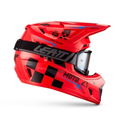Capacete de motocross vermelho com padrão preto e azul