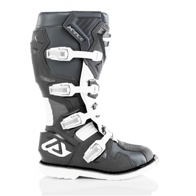 Bota de motocross preta com fechos brancos e logotipo branco