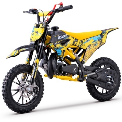 Moto de corrida infantil ROAN RXS 49cc amarela e preta com pneus off-road.