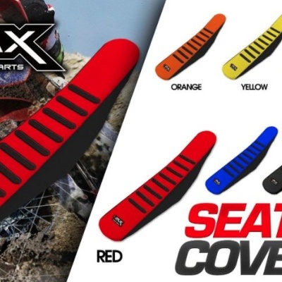 Capa de assento para motocicleta em v e1rias cores com padr e3o de tiras pretas e texto 4MX.