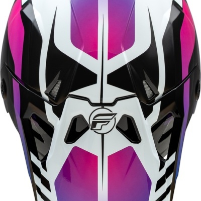 Capacete de motocross com design aerodinâmico e texto FLY na parte frontal