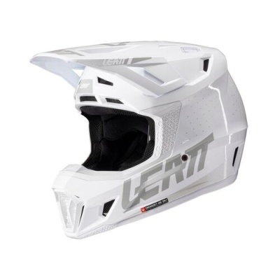Capacete off-road branco com interior preto e texto LEATT cinzento