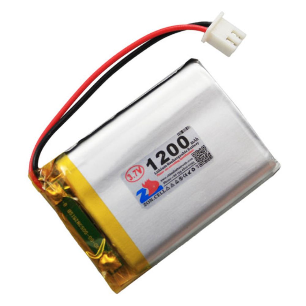 bateria recarregável retangular prateada com cabos preto e vermelho e conetor branco