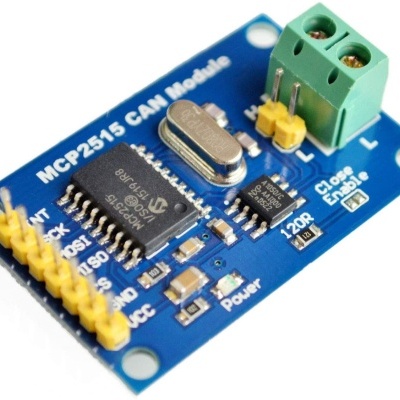 Placa azul MCP2515 CAN Module com componentes eletrônicos e conector verde.