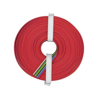 Rolo de cabo elétrico plano vermelho com fios coloridos