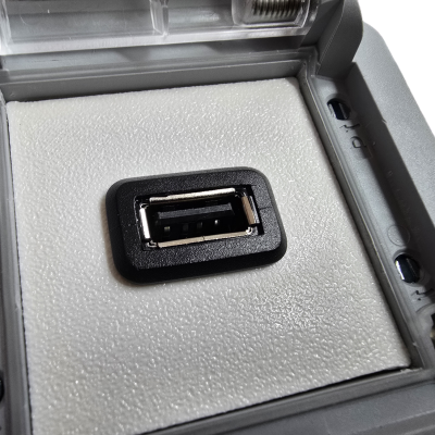 Tomada elétrica com porta USB tipo A