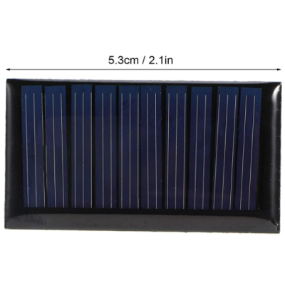 Painel solar retangular pequeno azul escuro com moldura preta e linhas finas prateadas.