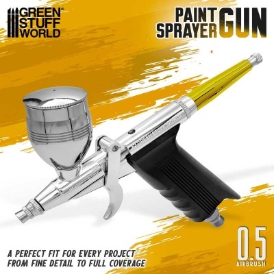 Pulverizador de tinta metálico prateado com pega preta e cano amarelo da GREEN STUFF WORLD