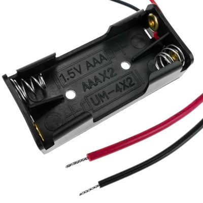 Porta baterias para 2 pilhas AAA 1.5V com molas e fios vermelho e preto