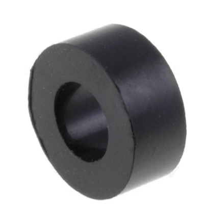 Anel de borracha preto circular com orifício central