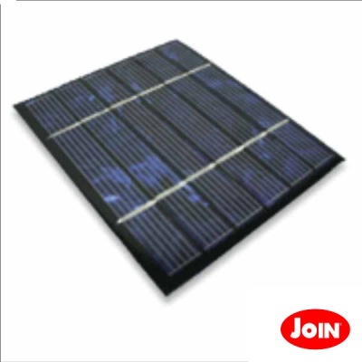 Painel solar azul e preto com selo vermelho JOIN
