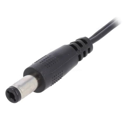 Conector tipo DC preto com ponta metálica cilíndrica