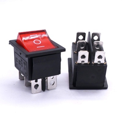 Interruptor basculante vermelho e preto com terminais metálicos