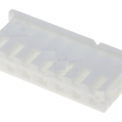 Conector elétrico branco translúcido com seis pinos em fundo branco