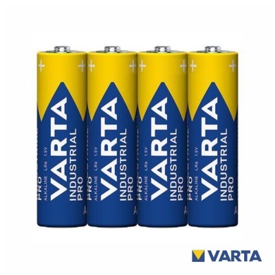 Quatro pilhas alcalinas VARTA INDUSTRIAL PRO 1.5V LR6 AA com corpo azul e topo amarelo.