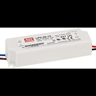 Fonte de alimentação eletrónica branca com etiqueta e fios coloridos