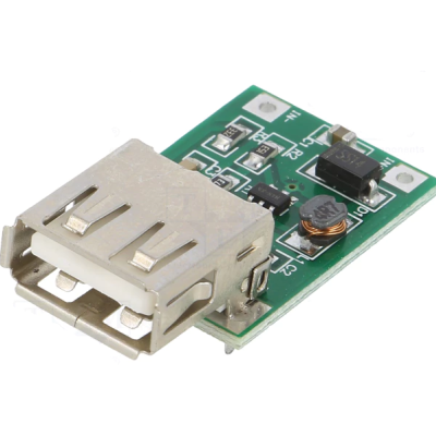 Placa eletrónica verde com conector USB fêmea metálico e componentes eletrónicos