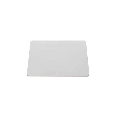 Rato pad branco retangular com bordas arredondadas em fundo branco