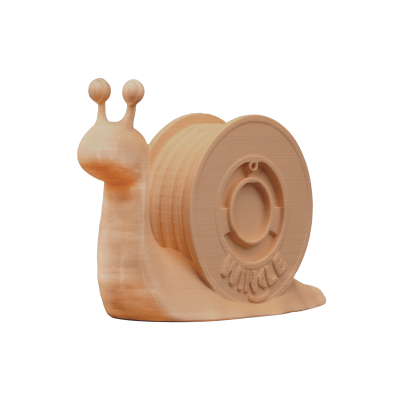 Escultura de caracol bege com a palavra WINNIE na concha