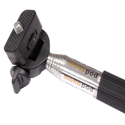 Monopé preto e metálico com cabeça ajustável para câmara