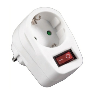 Tomada elétrica adaptadora branca com interruptor vermelho