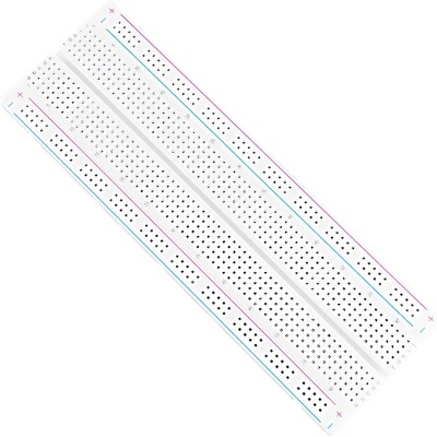 Placa de prototipagem branca com furos e linhas coloridas