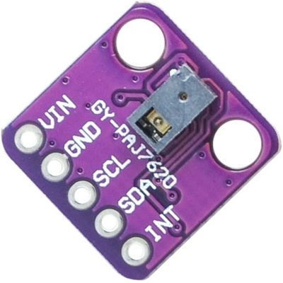 Sensor eletrônico numa placa de circuito impresso roxa com etiquetas de pinos