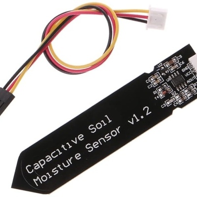 Sensor de humidade do solo capacitivo preto com etiquetas e cabo colorido