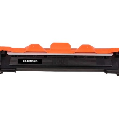 Toner preto para impressora com tampa laranja em fundo branco