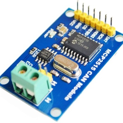 Módulo eletrónico azul com pinos amarelos e conector verde