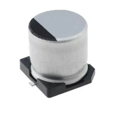 Condensador eletrolítico metálico prateado com base preta