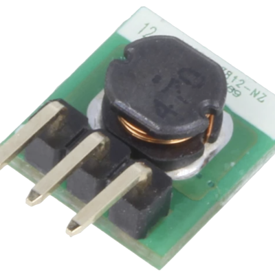 Componente eletrônico verde com três pinos e bobina preta circular