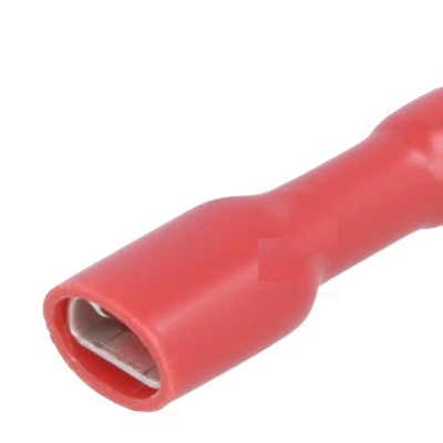Conector elétrico isolado vermelho tubular para fios