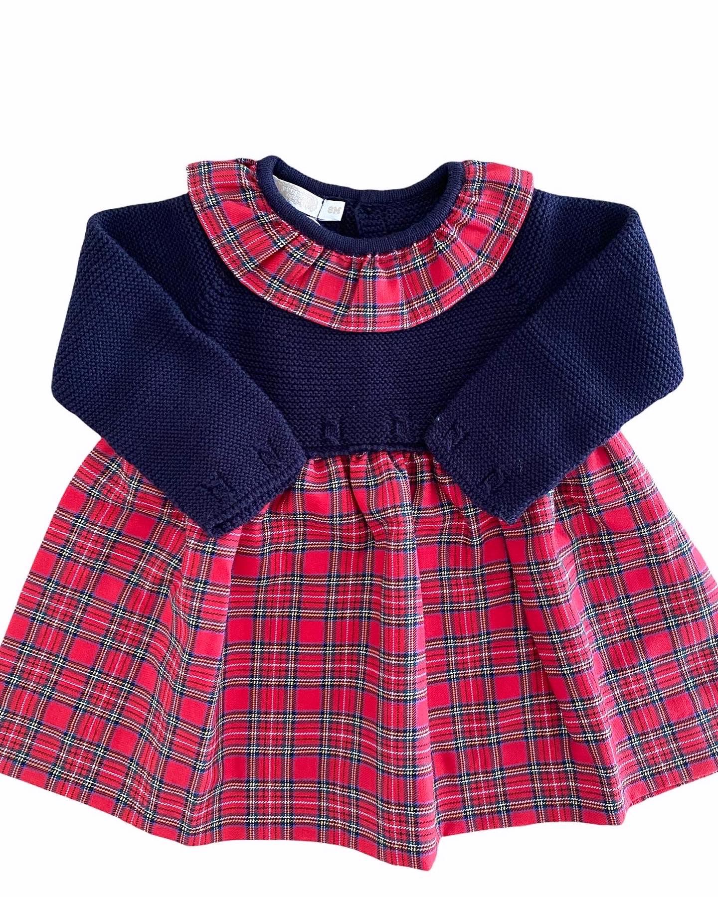 Vestido de bebé azul escuro com saia xadrez vermelha