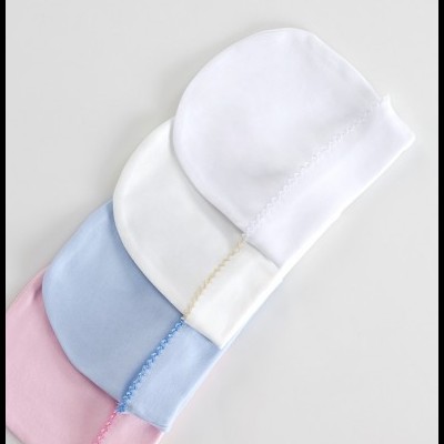 Conjunto de golas de bebê em algodão nas cores branco, bege, azul claro e rosa com bordados