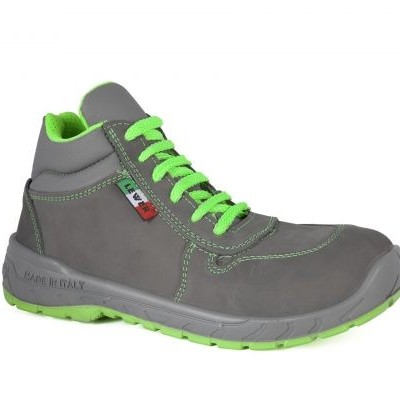 Bota cinzenta com atacadores verdes e sola verde