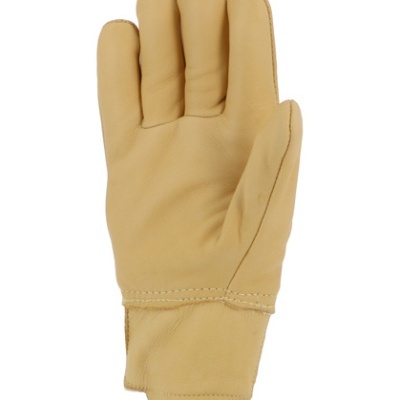 Luva de pele bege com costuras visíveis e acabamento simples.