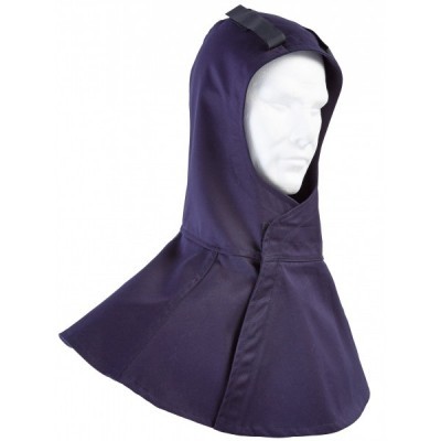 Capuz de proteção azul escuro estilo medieval sobre manequim branco