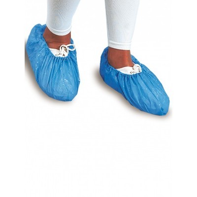 Capa de proteção descartável azul para calçado sobre ténis brancos