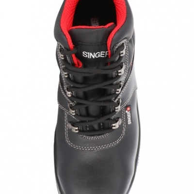 Sapato de segurança preto com interior vermelho e atacadores pretos