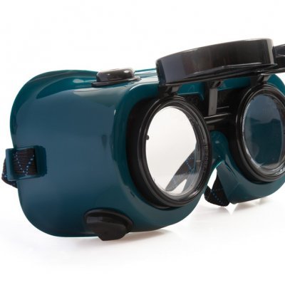 Óculos de proteção industriais verdes com lentes redondas e aba preta articulada