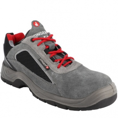 Sapatilha de segurança cinza com atacadores vermelhos e detalhes em preto