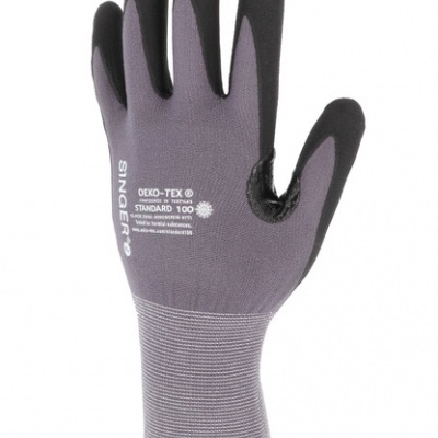 Luva de trabalho cinzenta e preta com texto branco.