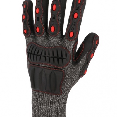 Luva de proteção cinza com detalhes em preto e vermelho