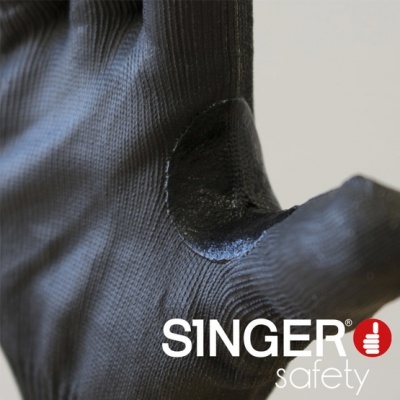 Luvas pretas de proteção SINGER Safety com reforço preto na palma